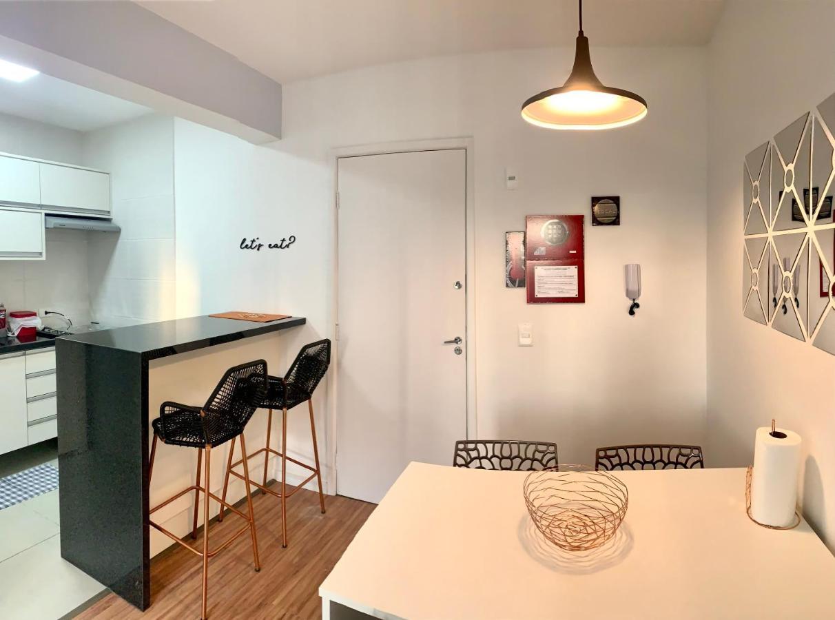 707- Apartamento Encantador, Amplo E Decorado, Quarto, Sala, Cozinha, Mobiliario Moderno, Cozinha Completa Com Utensilios , Excelente Vista Da Cidade E Localizacao Privelegiada No Bairro Bigorrilho كوريتيبا المظهر الخارجي الصورة