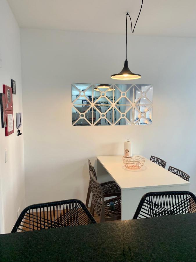 707- Apartamento Encantador, Amplo E Decorado, Quarto, Sala, Cozinha, Mobiliario Moderno, Cozinha Completa Com Utensilios , Excelente Vista Da Cidade E Localizacao Privelegiada No Bairro Bigorrilho كوريتيبا المظهر الخارجي الصورة