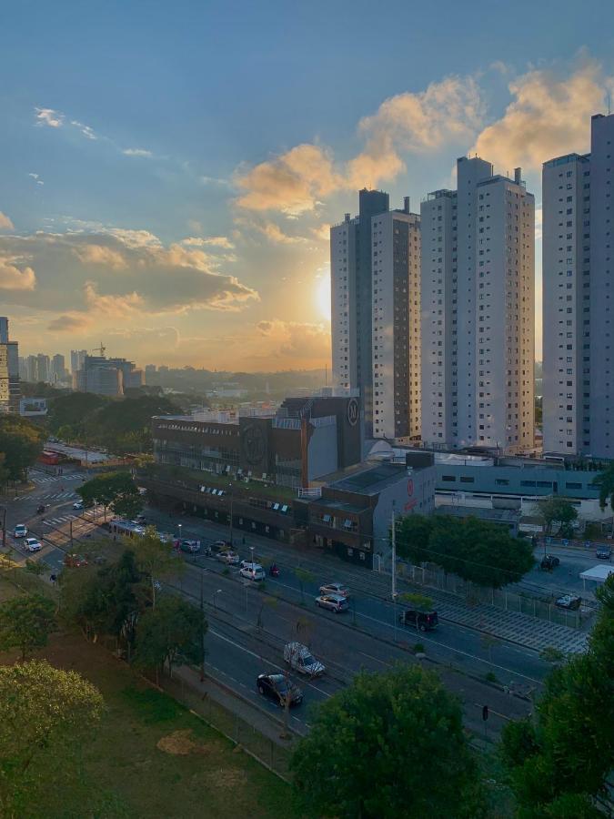 707- Apartamento Encantador, Amplo E Decorado, Quarto, Sala, Cozinha, Mobiliario Moderno, Cozinha Completa Com Utensilios , Excelente Vista Da Cidade E Localizacao Privelegiada No Bairro Bigorrilho كوريتيبا المظهر الخارجي الصورة