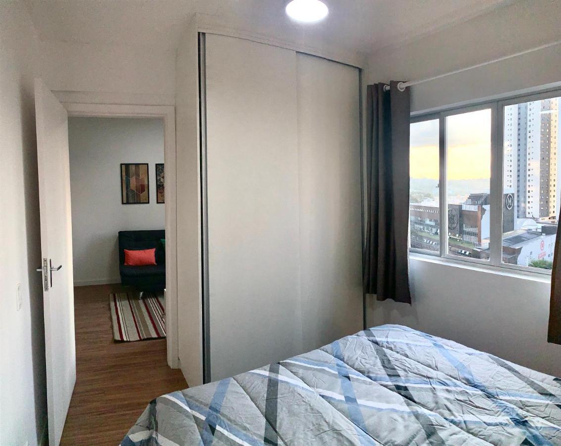 707- Apartamento Encantador, Amplo E Decorado, Quarto, Sala, Cozinha, Mobiliario Moderno, Cozinha Completa Com Utensilios , Excelente Vista Da Cidade E Localizacao Privelegiada No Bairro Bigorrilho كوريتيبا المظهر الخارجي الصورة